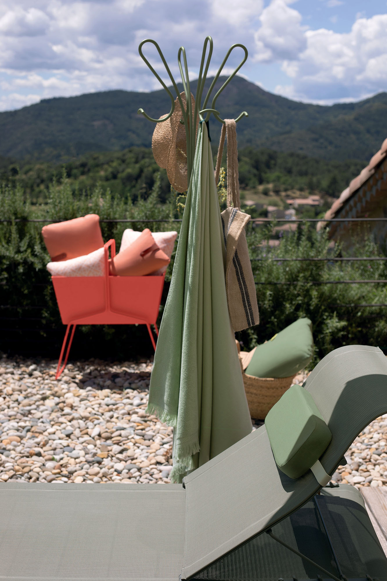 Accroche Coeurs Coat Stand