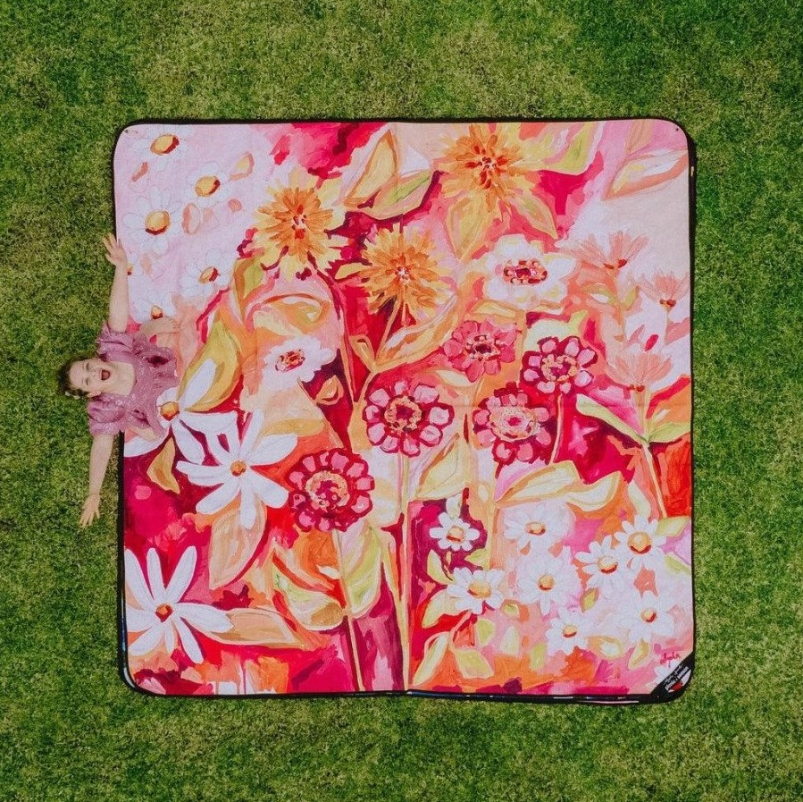 Zinnia Really Big Picnic Rug and Backpack Set